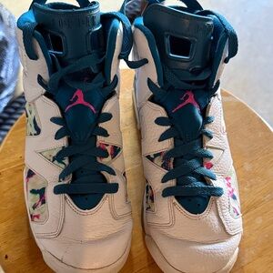 Jordan Kids White and Teal Sneakers
